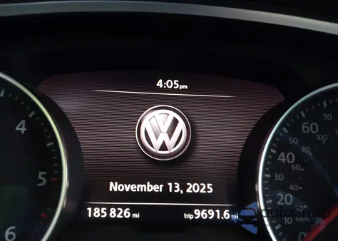 2014 Volkswagen Touareg Tdi Lux z USA, uszkodzony, nr VIN WVGEP9BP2ED014591